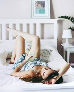Ana Free feet photo 17