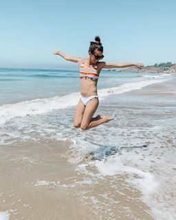 Ana Free feet photo 5