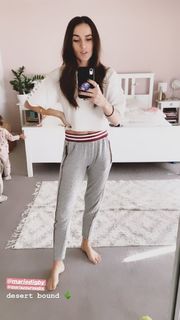 Ana Free feet photo 2
