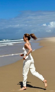 Ana Furtado feet photo 17