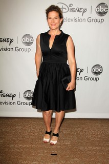 Ana Gasteyer feet photo 19