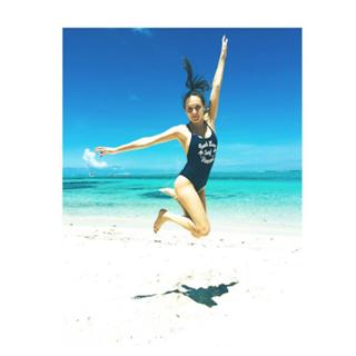 Ana Girardot feet photo 13