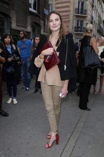 Ana Girardot feet photo 4