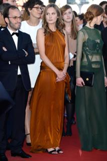 Ana Girardot feet photo 16