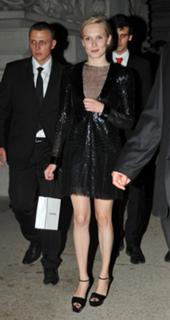 Ana Girardot feet photo 15