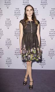 Ana Girardot feet photo 14
