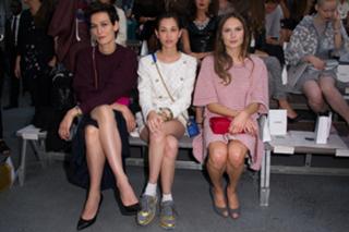 Ana Girardot feet photo 5