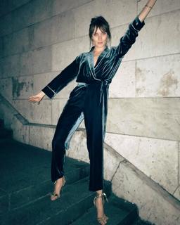 Ana Girardot feet photo 6