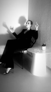 Ana Girardot feet photo 17