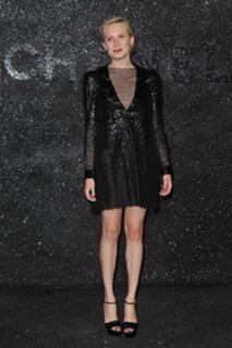 Ana Girardot feet photo 2