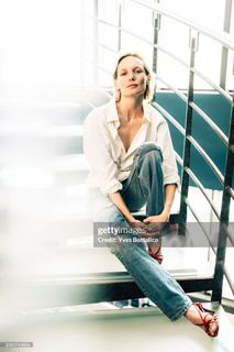 Ana Girardot feet photo 2