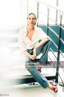Ana Girardot feet photo 1