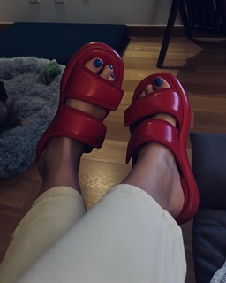 Ana Guiomar feet photo 7