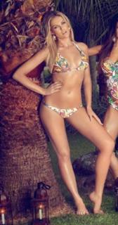 Ana Hickmann feet photo thumbnail