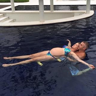 Ana Hickmann feet photo thumbnail