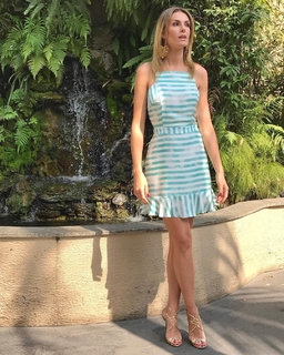 Ana Hickmann feet photo thumbnail