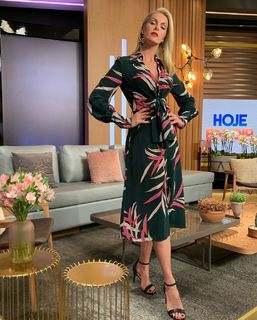 Ana Hickmann feet photo thumbnail