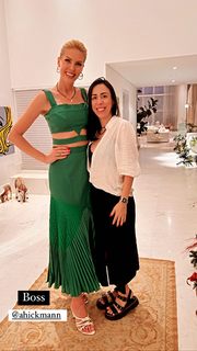 Ana Hickmann feet photo thumbnail