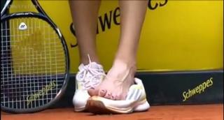 Ana Ivanovic feet photo thumbnail
