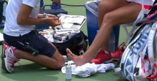 Ana Ivanovic feet photo thumbnail