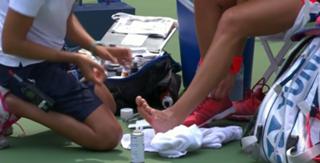 Ana Ivanovic feet photo thumbnail