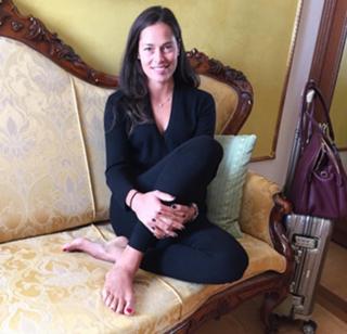 Ana Ivanovic feet photo thumbnail