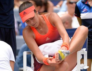 Ana Ivanovic feet photo thumbnail