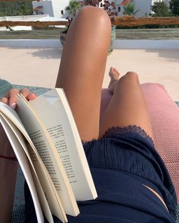 Ana Ivanovic feet photo thumbnail