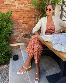 Ana Ivanovic feet photo thumbnail