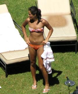 Ana Ivanovic feet photo thumbnail