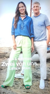 Ana Ivanovic feet photo thumbnail