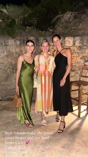 Ana Ivanovic feet photo thumbnail