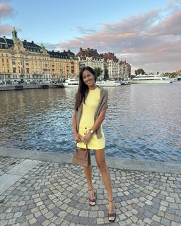 Ana Ivanovic feet photo thumbnail
