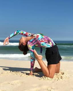 Ana Julia Dorigon feet photo 15