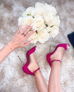 Ana Julia Dorigon feet photo 9