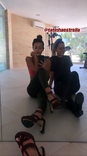 Ana Julia Dorigon feet photo 3