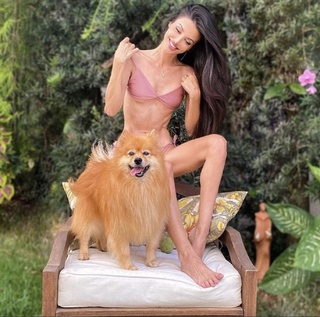 Ana Julia Dorigon feet photo 13