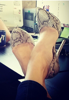 Ana Kasparian feet photo thumbnail