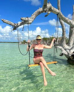 Ana Kasparian feet photo thumbnail