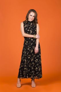 Ana Kasparian feet photo 1
