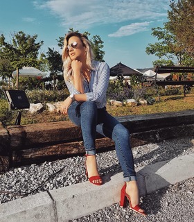 Ana Kokić feet photo 8