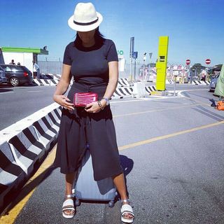 Ana Laura Ribas feet photo 6