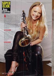 Ana Layevska feet photo 6