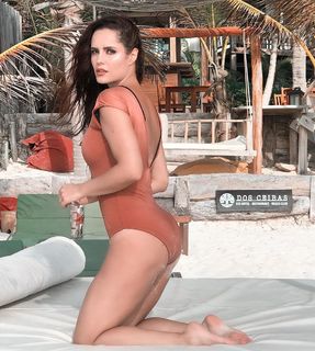 Ana Lucía Domínguez feet photo 16