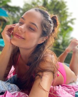 Ana Lucía Domínguez feet photo 13