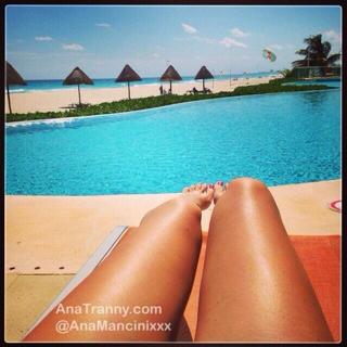 Ana Mancini feet photo 12