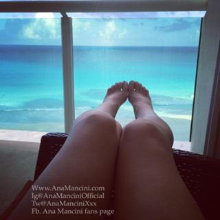 Ana Mancini feet photo 10