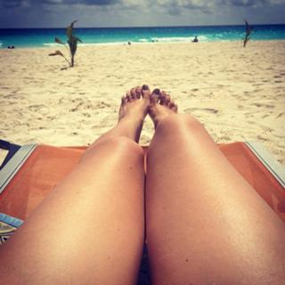 Ana Mancini feet photo 3