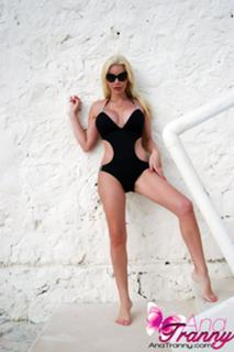 Ana Mancini feet photo 13