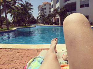 Ana Mancini feet photo 5